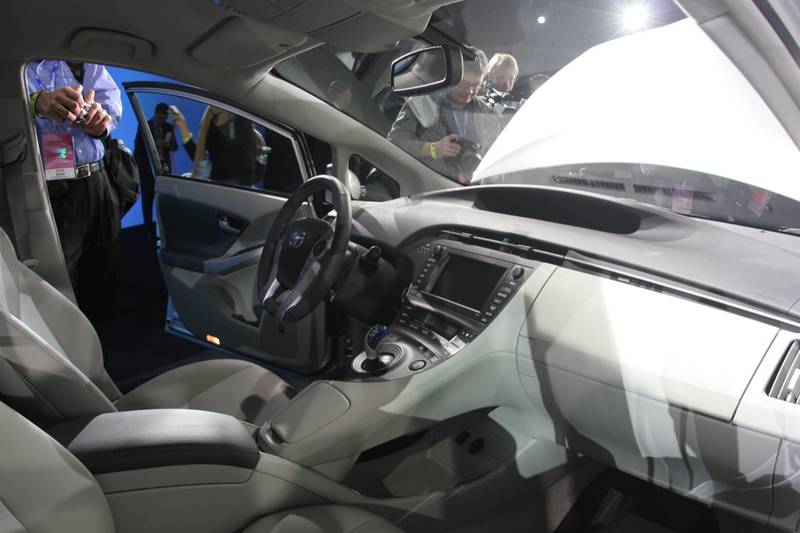 Illustration for article titled 2010 Toyota Prius: At 50 MPG, Officially Highest-Mileage Retail Vehicle